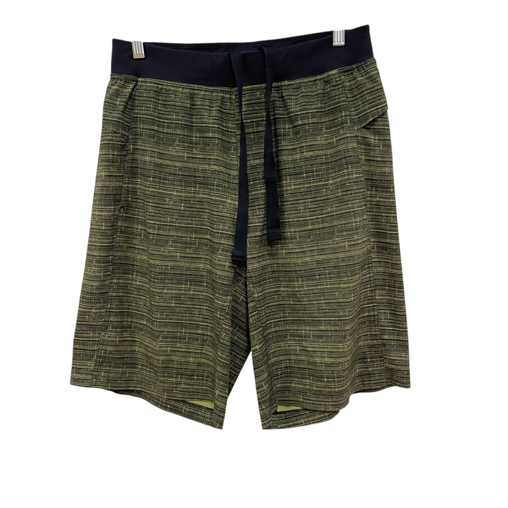 Lululemon The Short Patterned Unlined Athletic Shorts Green Casual Mens M